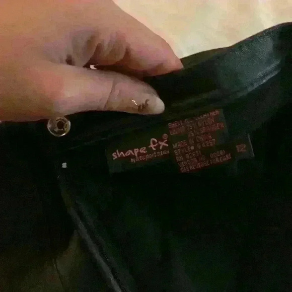 Shape fx woman’s leather skirt - Picture 2 of 6